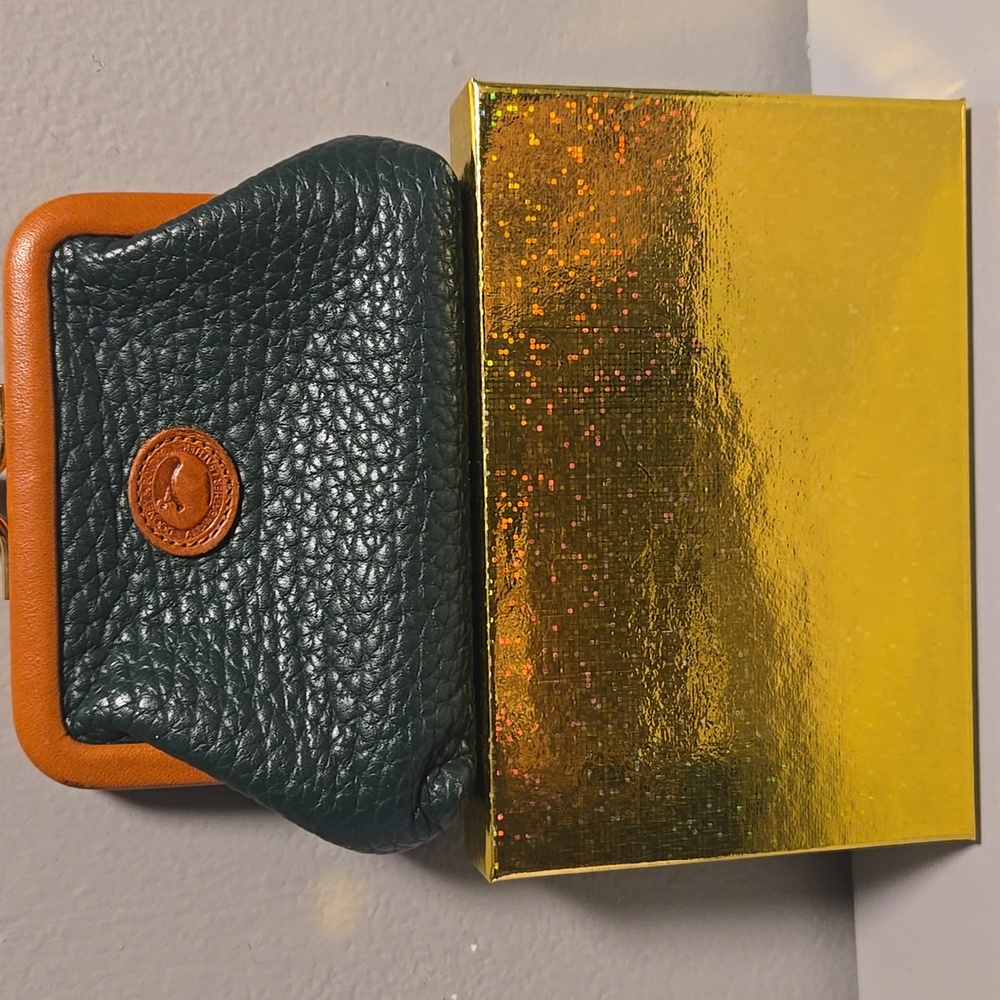 Dooney & Bourke Green and Tan Leather Wallet - Picture 8 of 12